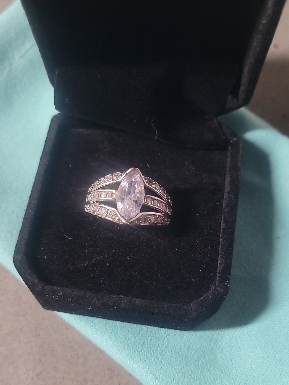 Elegant Marquis-Cut Silver Ring with Pale Lilac Stone